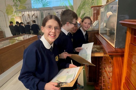 08 Students visiting The Amelia Scott