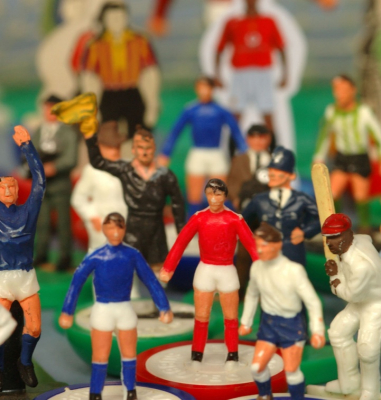 Various Subbuteo figures